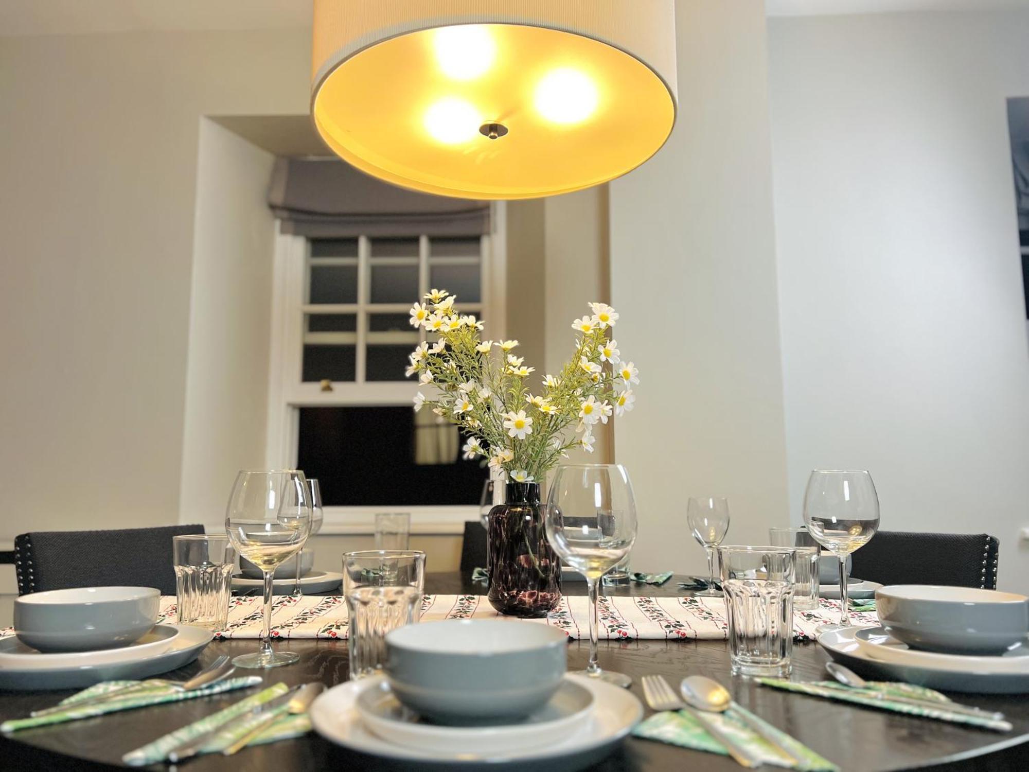 Lovely Spacious Apartment At Temple Bar 더블린 외부 사진